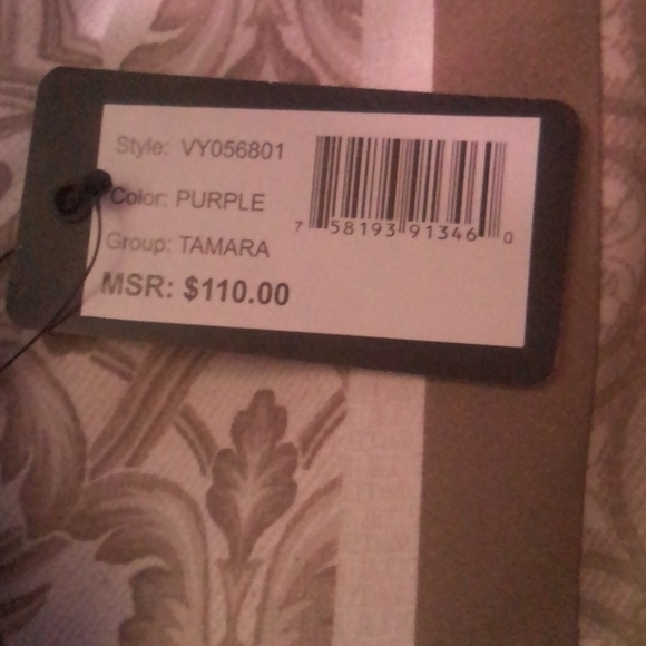 Guess purse - Picture 3 of 3